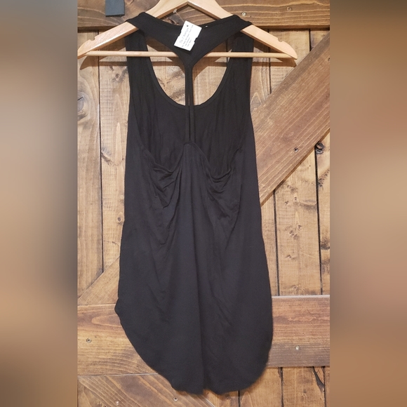 🦖Black T Back American Heart Tank🦖 - Picture 2 of 5